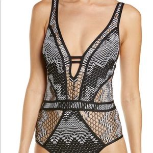 Becca Reveal one piece swimsuit-black. Size small.